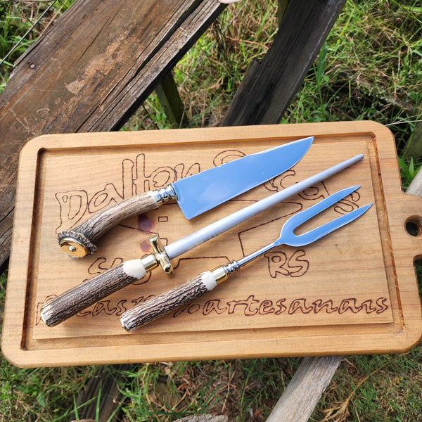 Kit Churrasco Artesanal Forjado em Aço Carbono 5160, com Cabo de Chifre de Cervo